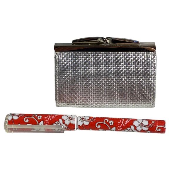 Mini Coin Purse Silver Structured Kiss Lock - Picture 2 of 8